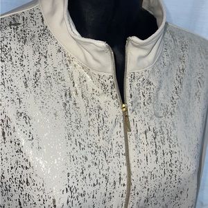 Zenergy by Chico’s Golf Half Zip long sleeve, size 3 (XL/16-18)